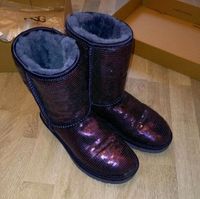 Ugg Boots lila mit Pailletten Gr. 38/Glitzer Nordrhein-Westfalen - Solingen Vorschau