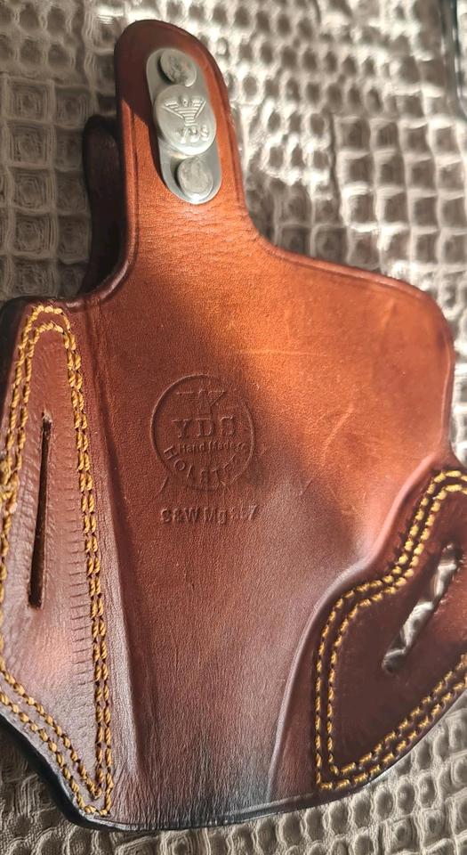 S&W Mg 357 Magnum Echtes Leder Combat Gürtelholster Hand Made in Bad Wimpfen