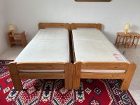 2x Betten, 90×200 cm, Holzgestell+ Lattenrost+ Matratzen Sachsen - Steinigtwolmsdorf Vorschau