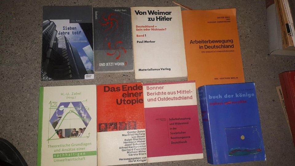 64 linke Bücher: Sozialismus und Kommunismus in Berlin