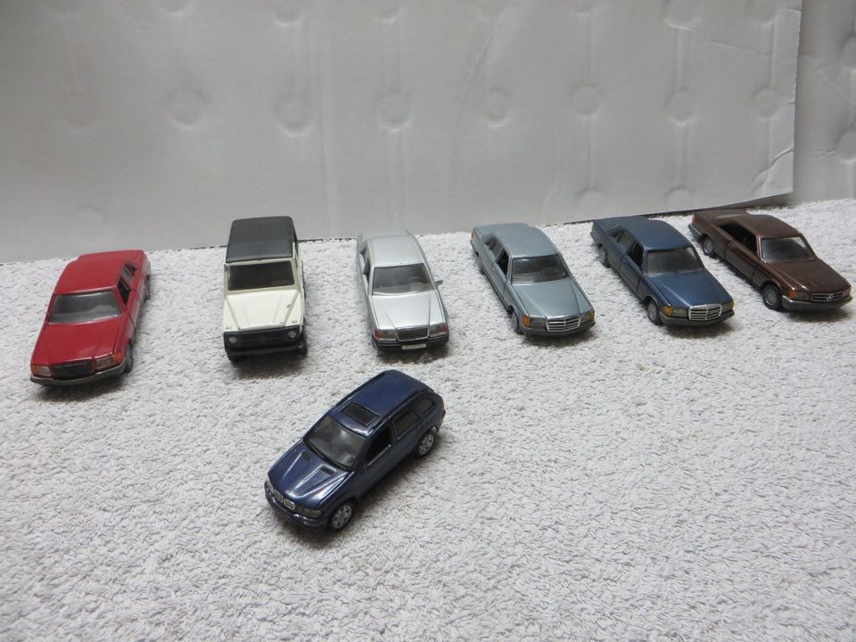 KONVOLUT  BMW 1:43  MB NZG COURSOR 1:35 etc. zus. 60 € in Essen