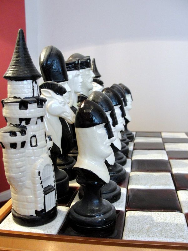 Schachspiel aus Keramik, Ton gebrannt, Handarbeit, Kunstgewerbe in Potsdam