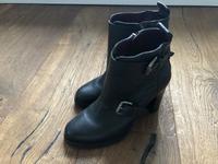 Marco Polo Lederstiefel Gr 4 1/2 Nordrhein-Westfalen - Gelsenkirchen Vorschau