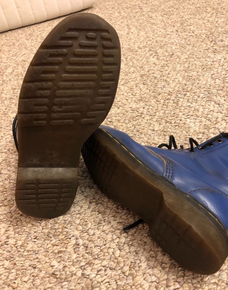 Vintage Doc Dr. Martens Größe 37 Blau in Heusenstamm