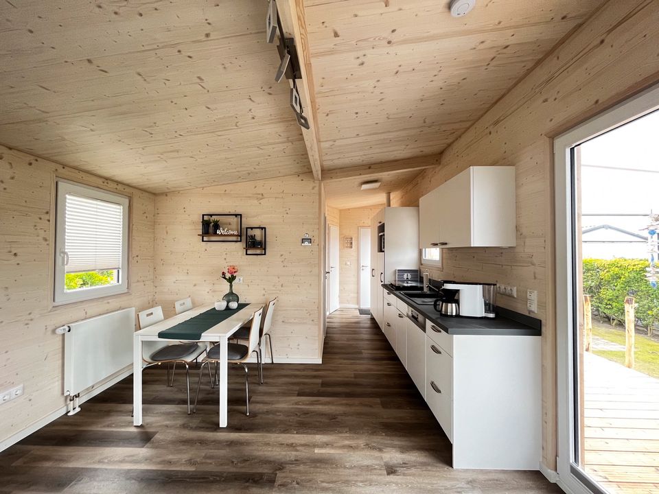 Julianahoeve Renesse neues Chalet aus Holz in Heinsberg