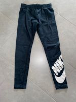 Turnleggings Turnhose Nike Gr. 146 Rheinland-Pfalz - Nauort Vorschau