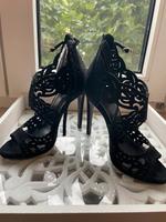 Zara High Heels 36 LEDER Absatzschuhe NEU ungetragen München - Berg-am-Laim Vorschau