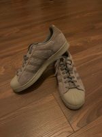 Adidas Superstars BZ0216 gr. 44 2/3 Thüringen - Elsterberg Vorschau