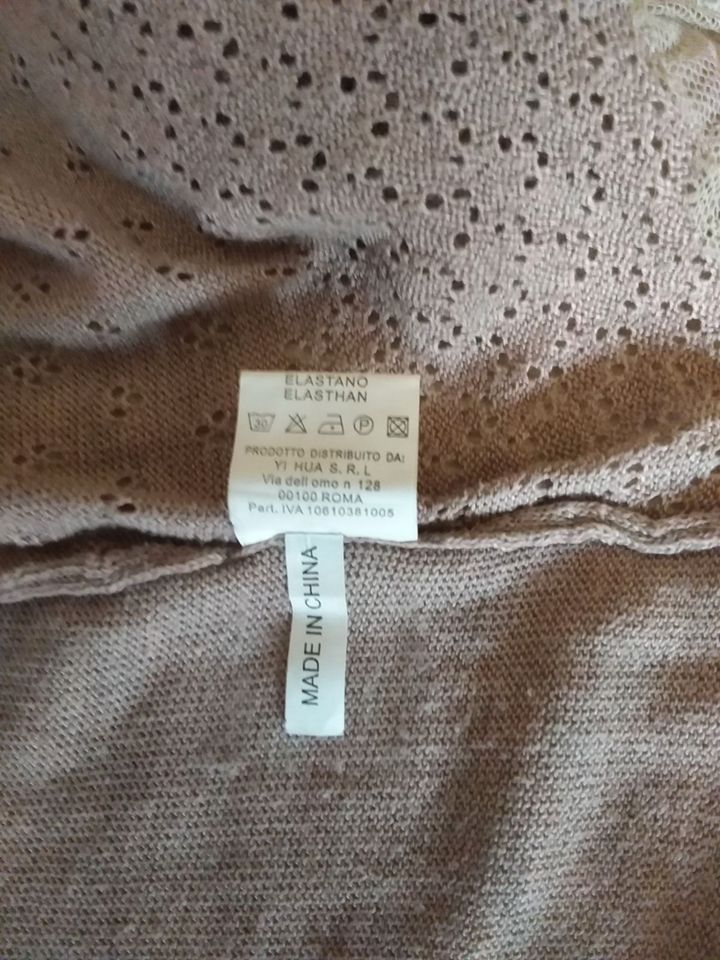 Leichte Strickjacke S rosenholz-farben zart gemustert in Bad Segeberg