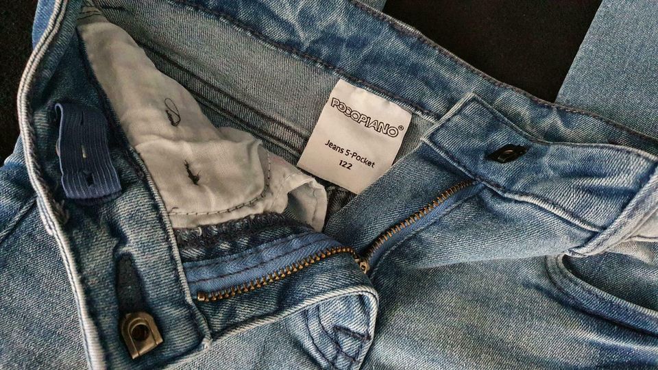 Jeans, Jeanshose von Pocopiano für Mädchen, Gr. 122 in Hamburg