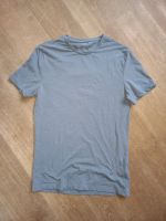 graues T-Shirt/ H&M/ Gr. M/ Slim Fit Wandsbek - Hamburg Bramfeld Vorschau