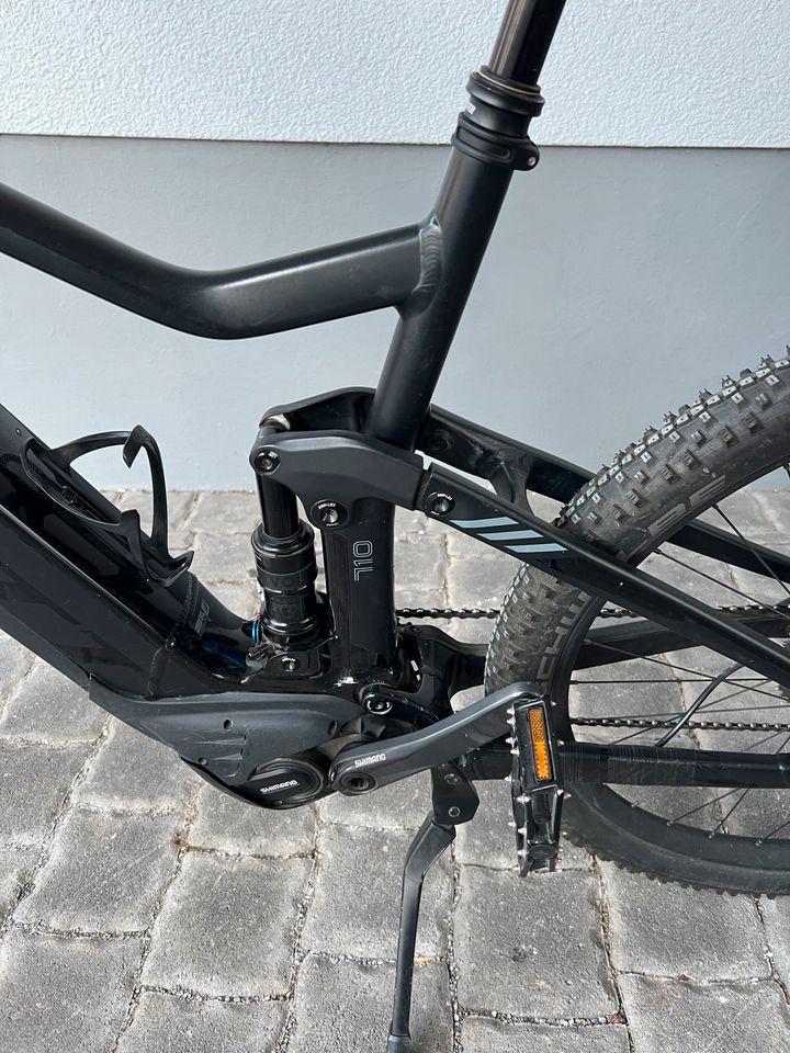 E-MTB Scott Spark 710 plus E-Fully Rahmenhöhe M schwarz in Kröv