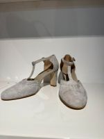 Dirndl und Bua Schuhe/ Pumps Wildleder/ Kr. Passau - Passau Vorschau