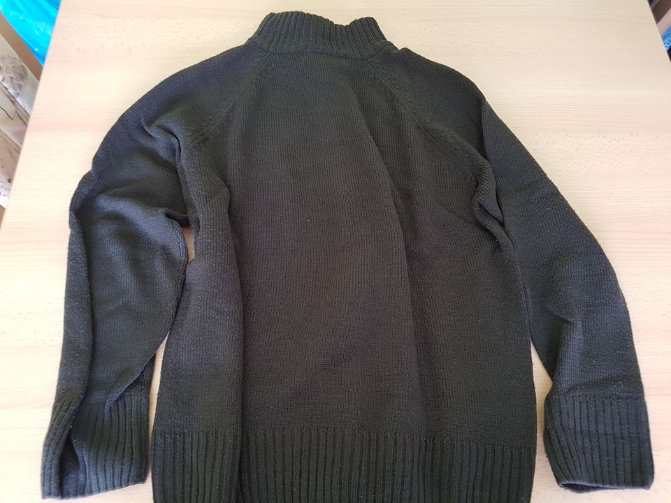 Strickjacke Dunkelbraun in Erfurt