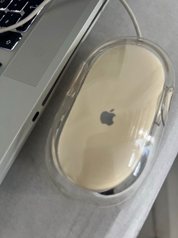 MacBook Pro 15-Zoll, LED-Backlit(2011) mit OVP zu verkaufen in Illertissen