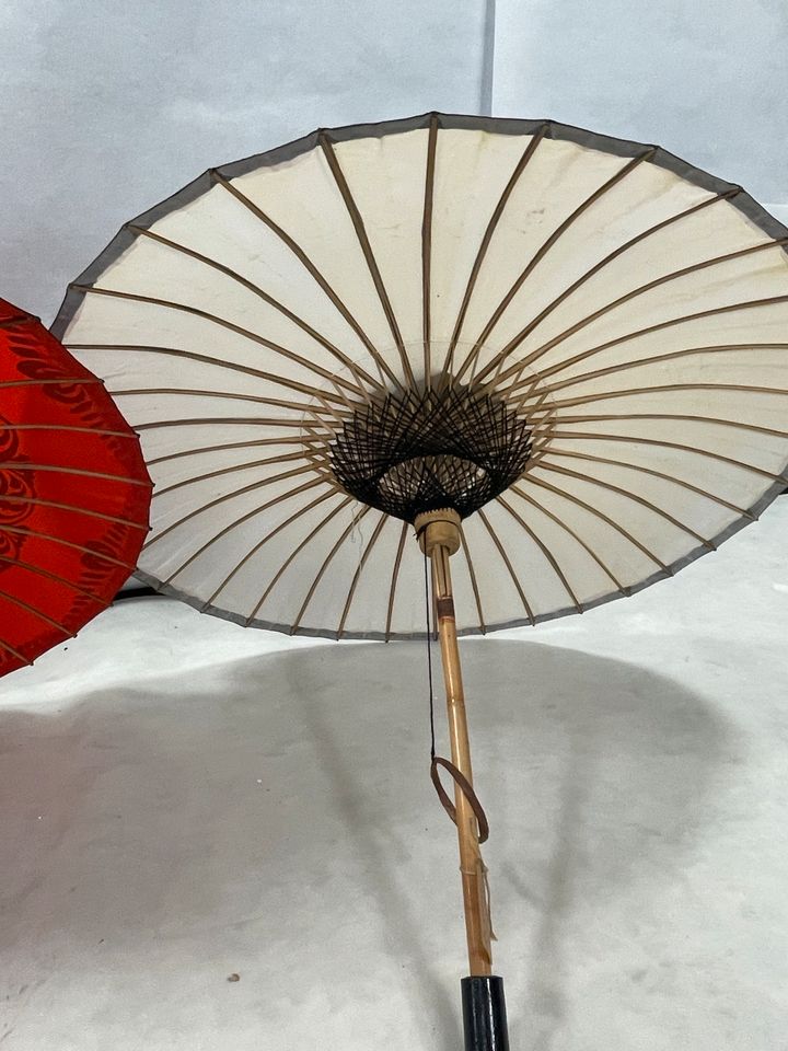 Regenschirm Asiatisch Deko in Großostheim