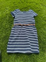 H&M Mädchen Kleid mit Gürtel blau weiss Gr.98/104 Bayern - Kösching Vorschau