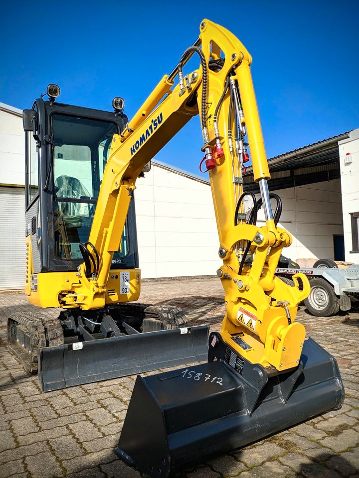 Bagger mieten 2To Komatsu + Anhänger leihen 34359 Reinhardshagen in Reinhardshagen