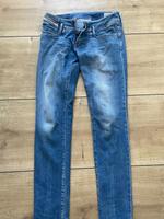 Diesel Industry Jeanshose Größe 28/34 Jeans Damen Hose Leipzig - Lindenthal Vorschau