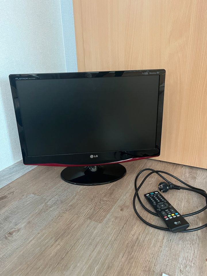 LG Full HD Monitor-TV (Fernseher) mit Fernbedienung in Malberg