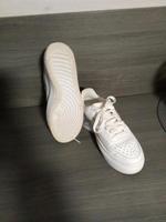 Turnschuhe Nike in weiss Hessen - Herborn Vorschau