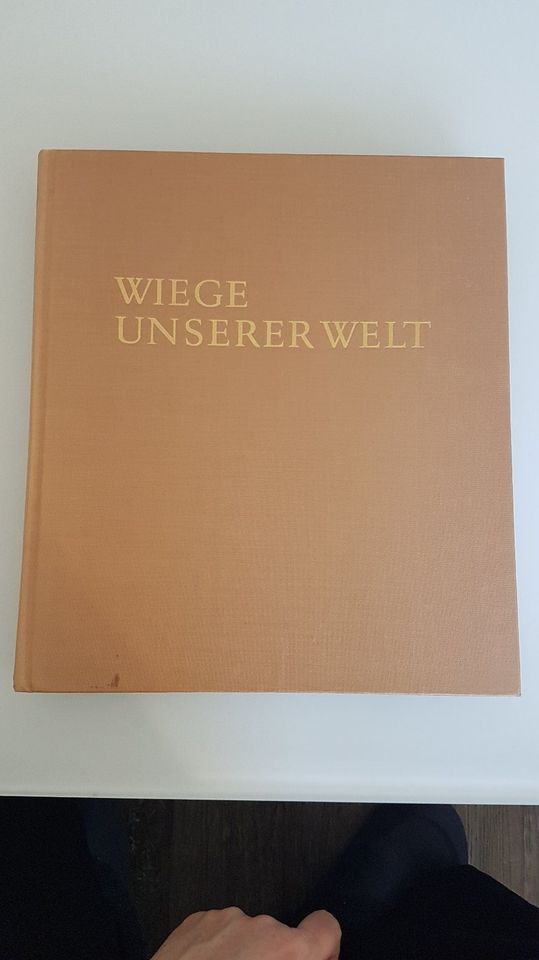 Bildbände: In the Footsteps of Moses und Wiege unserer Welt in Bergisch Gladbach