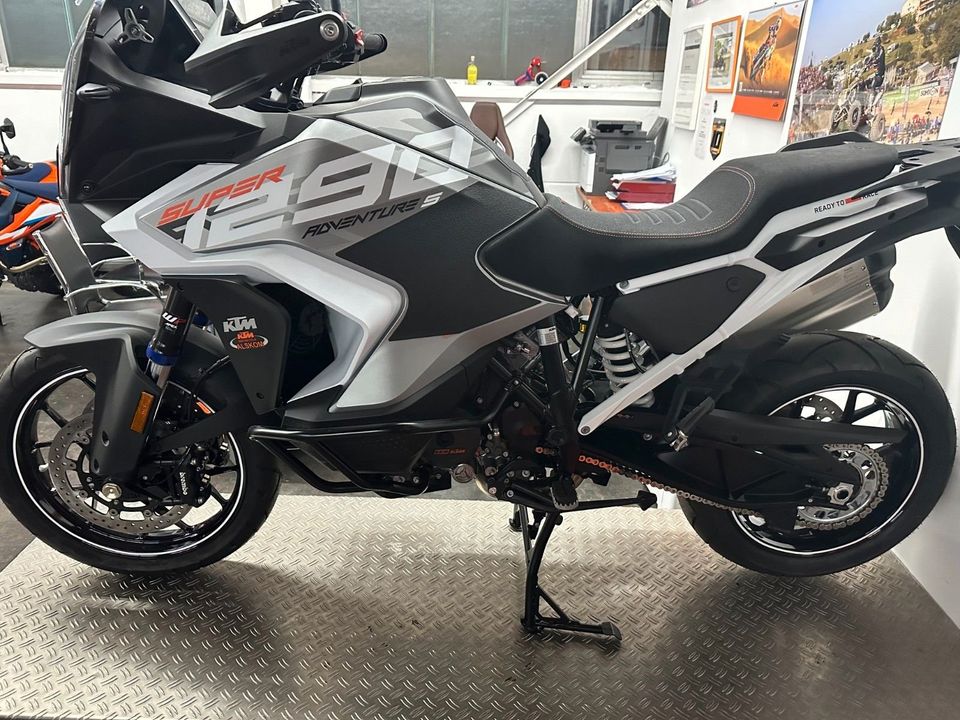 -32,3% KTM 1290 Super Adventure S 2023 Gray Vorführer in Winnenden