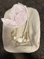 Stokke Newborn Set Aufsatz mit Schutzbezug und Spielebogen Kr. München - Planegg Vorschau