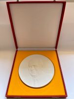 DDR Porzellanmedaille mit Porträt Wilhelm Pieck Thüringen - Gera Vorschau