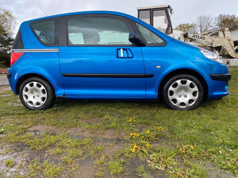 Peugeot 1007, 135800km, Ez: 08/2005, 75 PS, Schiebetüren in Fünfseen