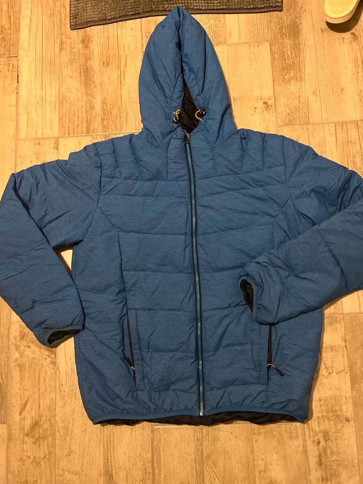 McKinley Jacke Steppjacke Winterjacke L top in Hamburg