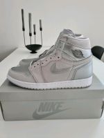 Air Jordan 1 Retro High CO Japan Neutral Grey (45) München - Ludwigsvorstadt-Isarvorstadt Vorschau