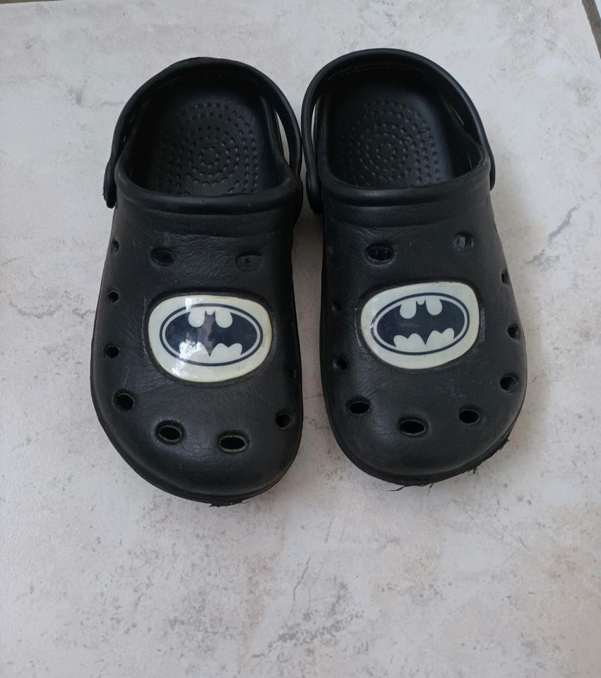 Batman Clogs Schuhe in Größe 26 / 27 in Bochum