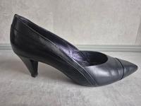 Schuh Schwarz Högl Größe 4,5 / 37 wenig getragen in 13627 Berlin Berlin - Charlottenburg Vorschau
