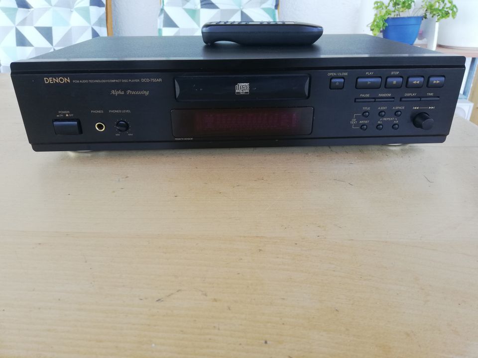 Denon CD Player DCD-755AR schwarz mit Fernbedienung! in Königsbach-Stein 