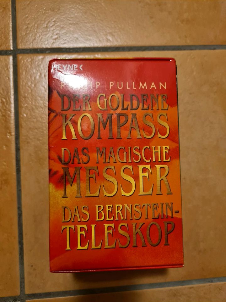 Der Goldene Kompass Trilogie Philip Pullman Bücher Triologie in Mömbris