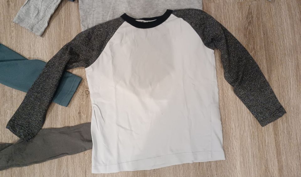 Pulli langarm Shirt Longsleeve 110 116 in Gensingen