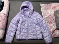 Leichte Steppjacke H&M lila 158/164 Essen - Essen-Borbeck Vorschau