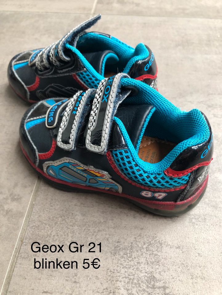 Geox Kinderschuhe Gr 21 blinken Schuhe für Kleinkind in Nordrhein-Westfalen  - Stolberg (Rhld) | Gebrauchte Kinderschuhe Größe 21 kaufen | eBay  Kleinanzeigen ist jetzt Kleinanzeigen