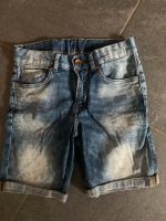 Jeans kurz/ Bermuda Jeans Shorts Gr. 140 H&M Saarland - Kirkel Vorschau