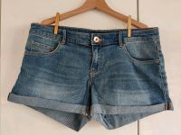 NEU | Jeansshorts | H&M | blau | Größe 40 Bayern - Freising Vorschau