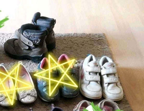 Mädchen Schuhe 27 Badeschuhe Sneakers Nike Winterstiefel Clogs in Murg
