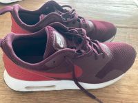 Nike Air Max Tavas Größe 44 Nordrhein-Westfalen - Olpe Vorschau