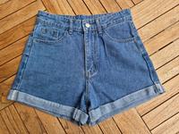 kurze Jeans-Hose Hotpants Hot Pants Shorts High Waist Gr. 36/S Baden-Württemberg - Gerlingen Vorschau