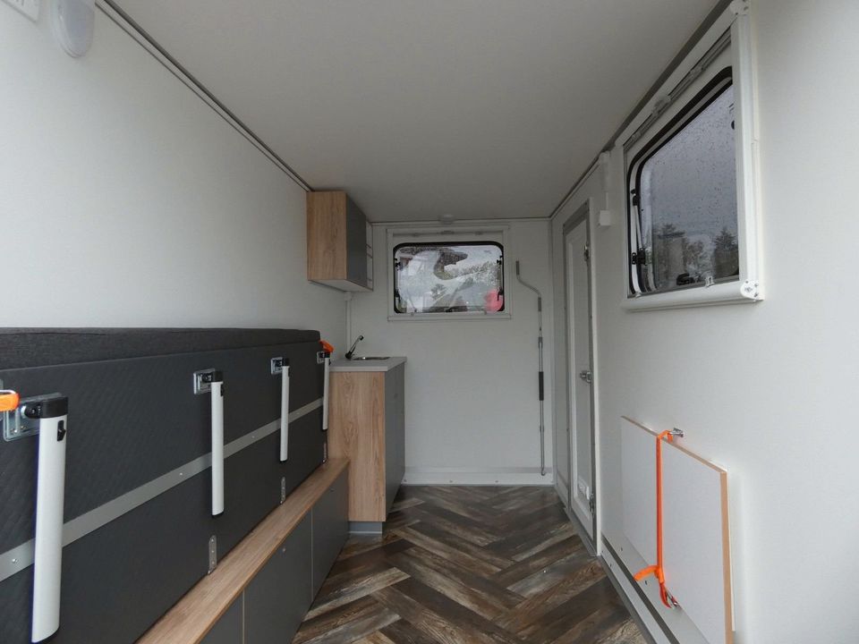 Speedcaravan Anhänger Vermietung 1300kgGG 300x146x190cm in Betzdorf