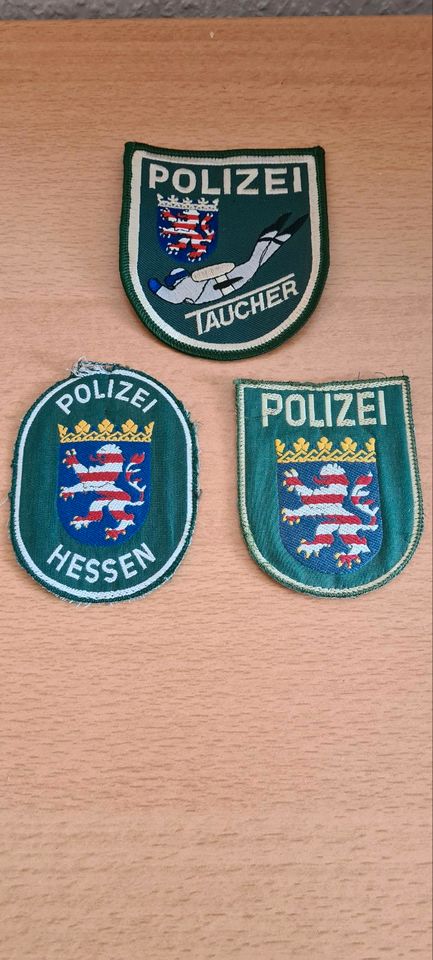 3 alte Ärmelabzeichen Polizei Hessen in Bad Salzungen