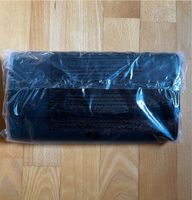 H&M Clutch Schwarz Neu original verpackt Bayern - Vilgertshofen Vorschau