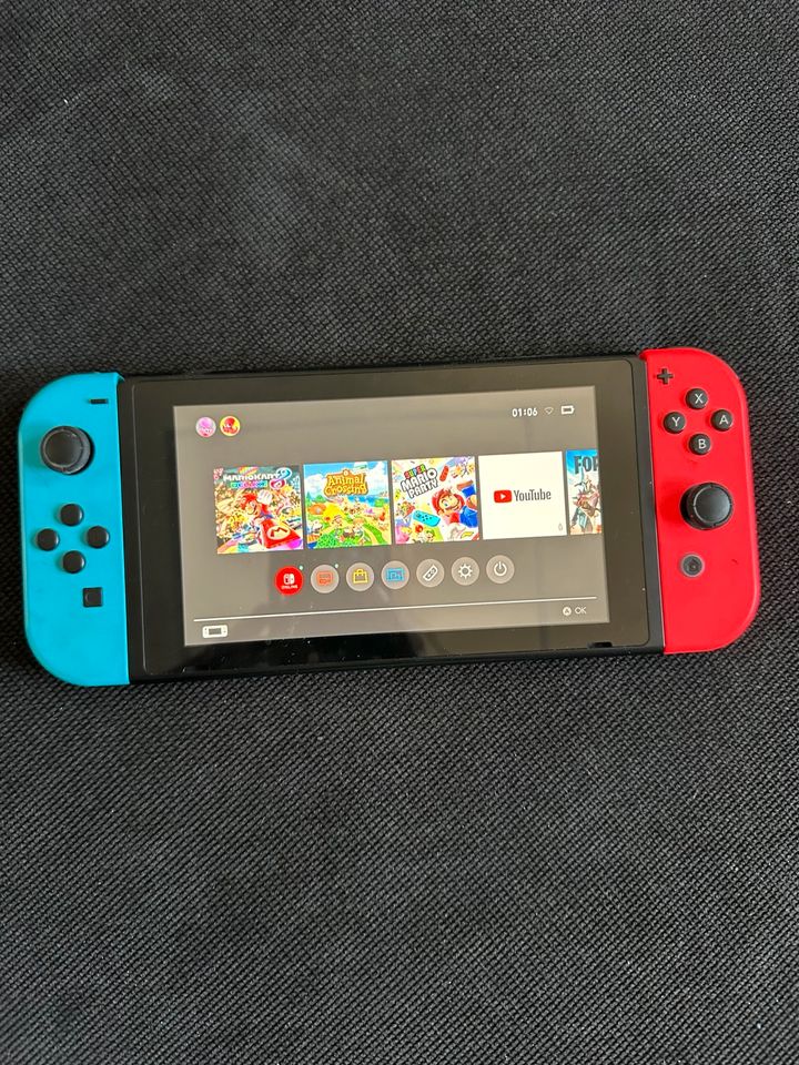 Nintendo Switch mit Zubehör in Hagen