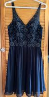 Kleid in blau mit passendem Jäckchen Sachsen - Hochkirch Vorschau