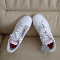 NEU Adidas Sneaker Sportschuh Gr.37   Weiß Nordrhein-Westfalen - Balve Vorschau